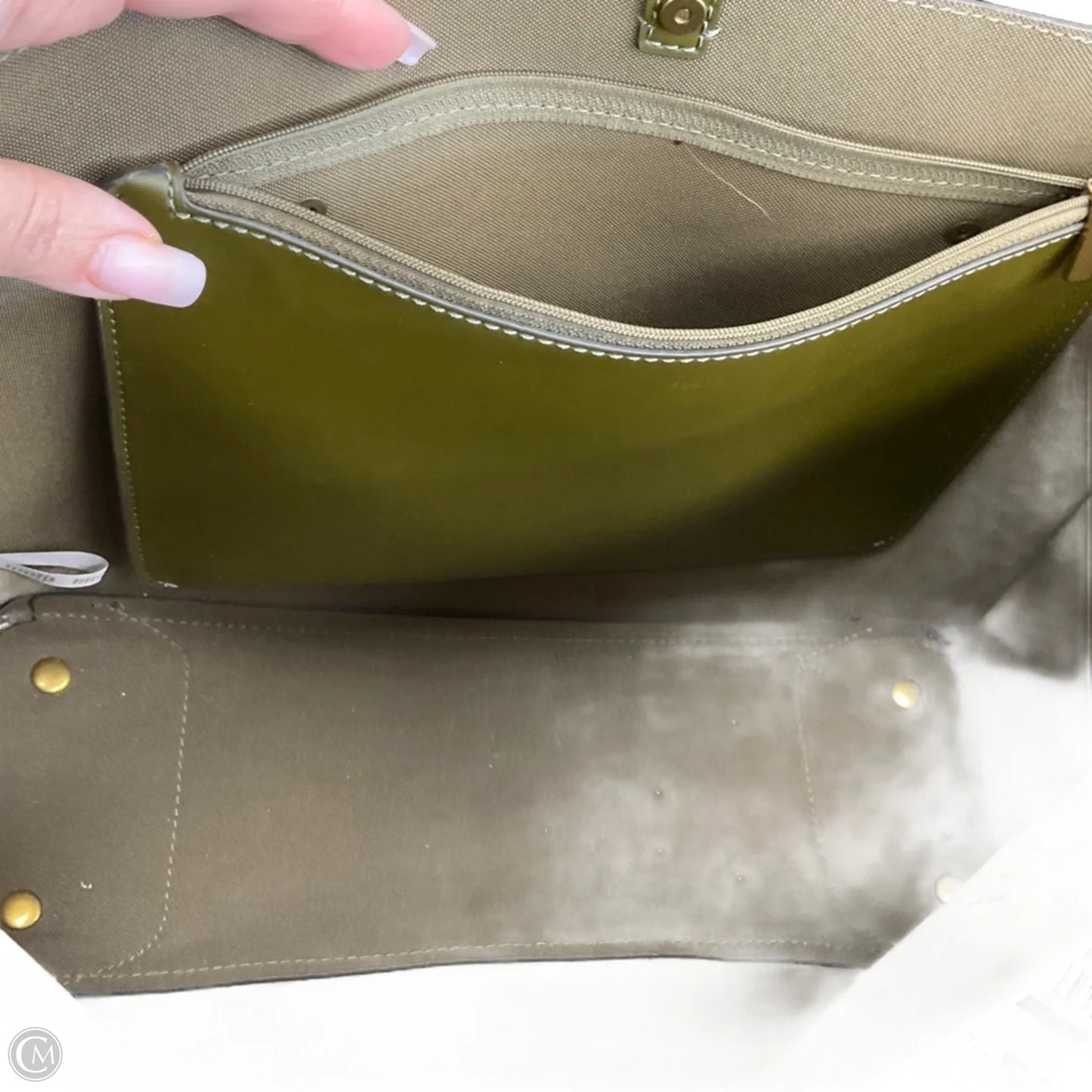 Tote By Fossil, Size: Medium