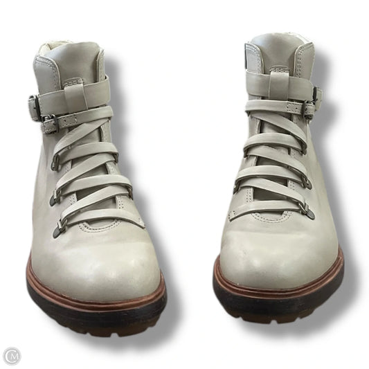 Boots Ankle Flats By Timberland In Beige, Size: 7