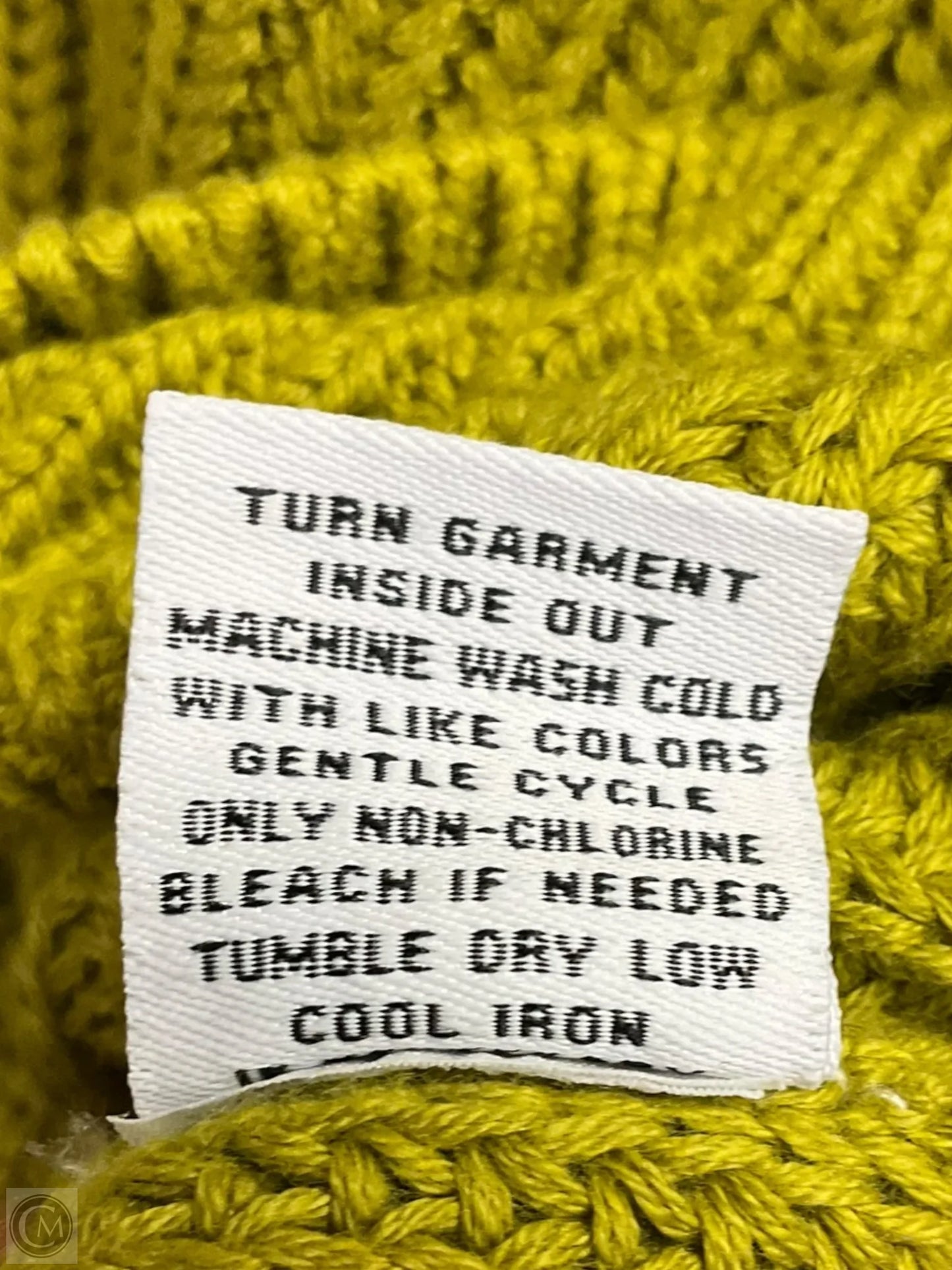 Sweater By 525 In Green, Size: Xs