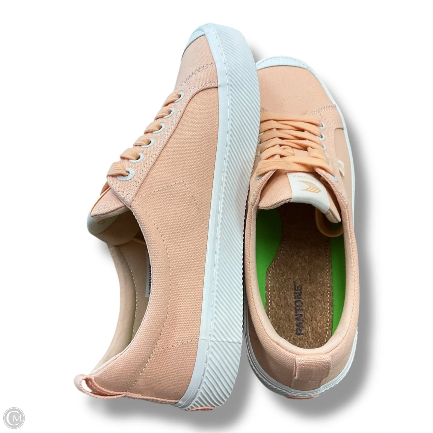 Shoes Sneakers By Cariuma In Peach, Size: 10.5