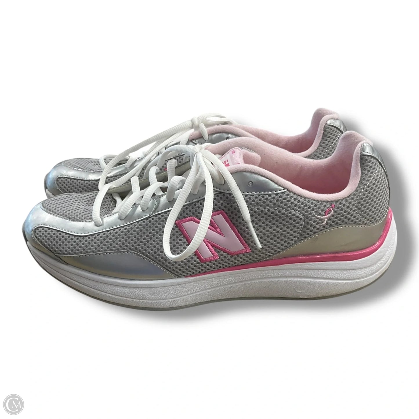 Shoes Sneakers By New Balance In Grey & Pink, Size: 11