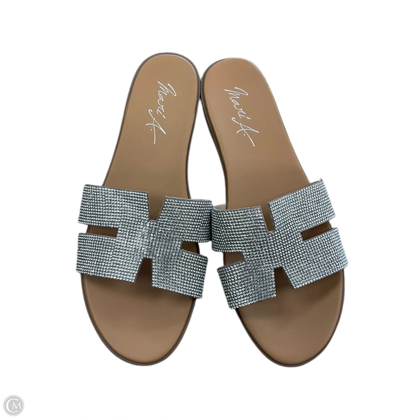Sandals Flats By Clothes Mentor In Silver, Size: 6.5