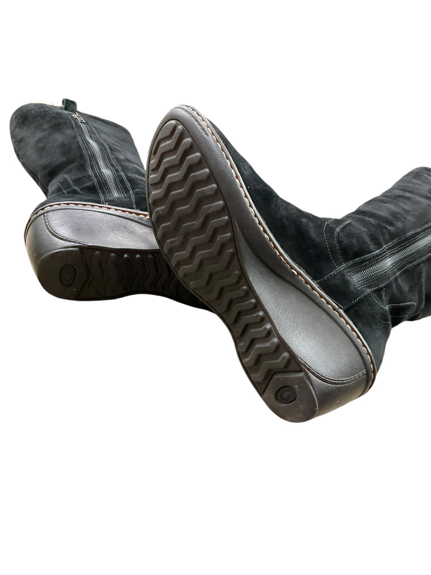 Boots Mid-calf Heels By Ugg Size: 7