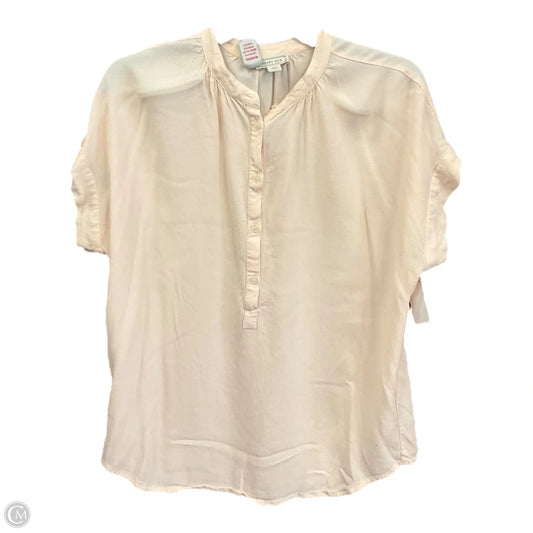 Blouse Short Sleeve By Clothes Mentor In Peach, Size: Xs