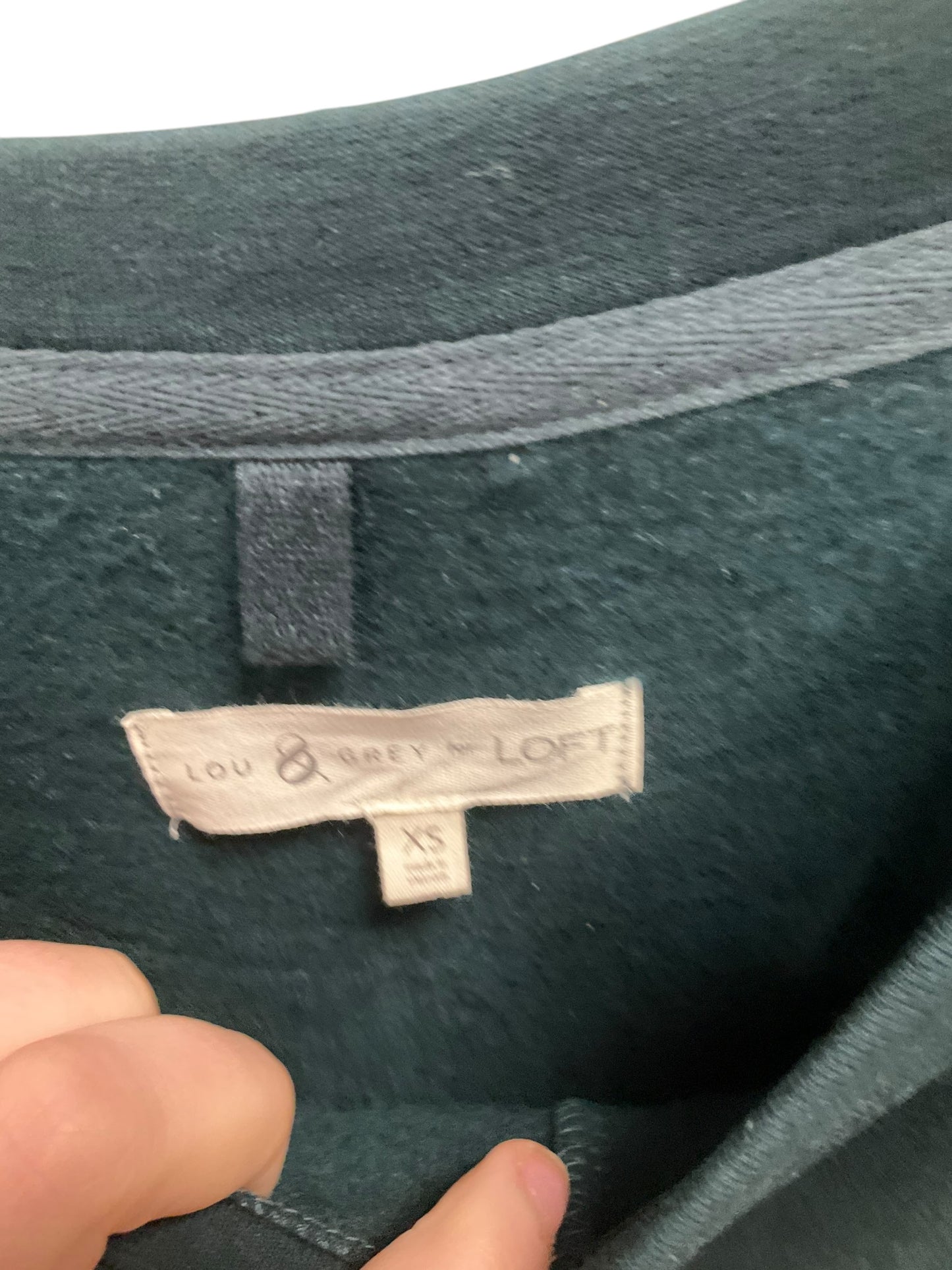 Top Long Sleeve By Lou And Grey In Green, Size: Xs