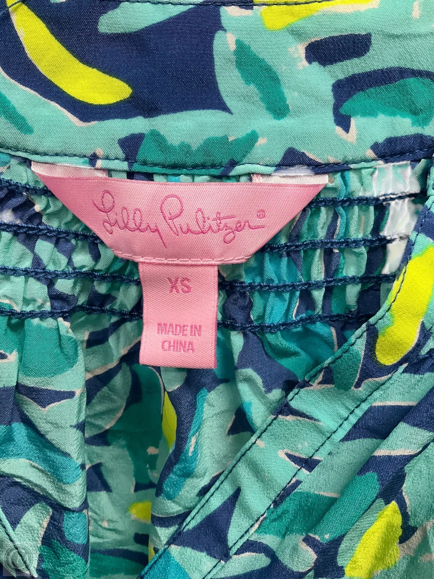 Top Sleeveless By Lilly Pulitzer In Floral Print, Size: Xs