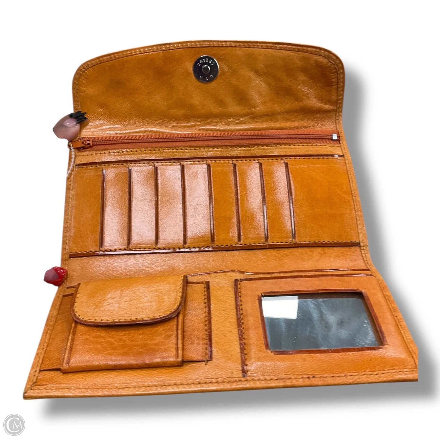 Wallet By Clothes Mentor, Size: Medium