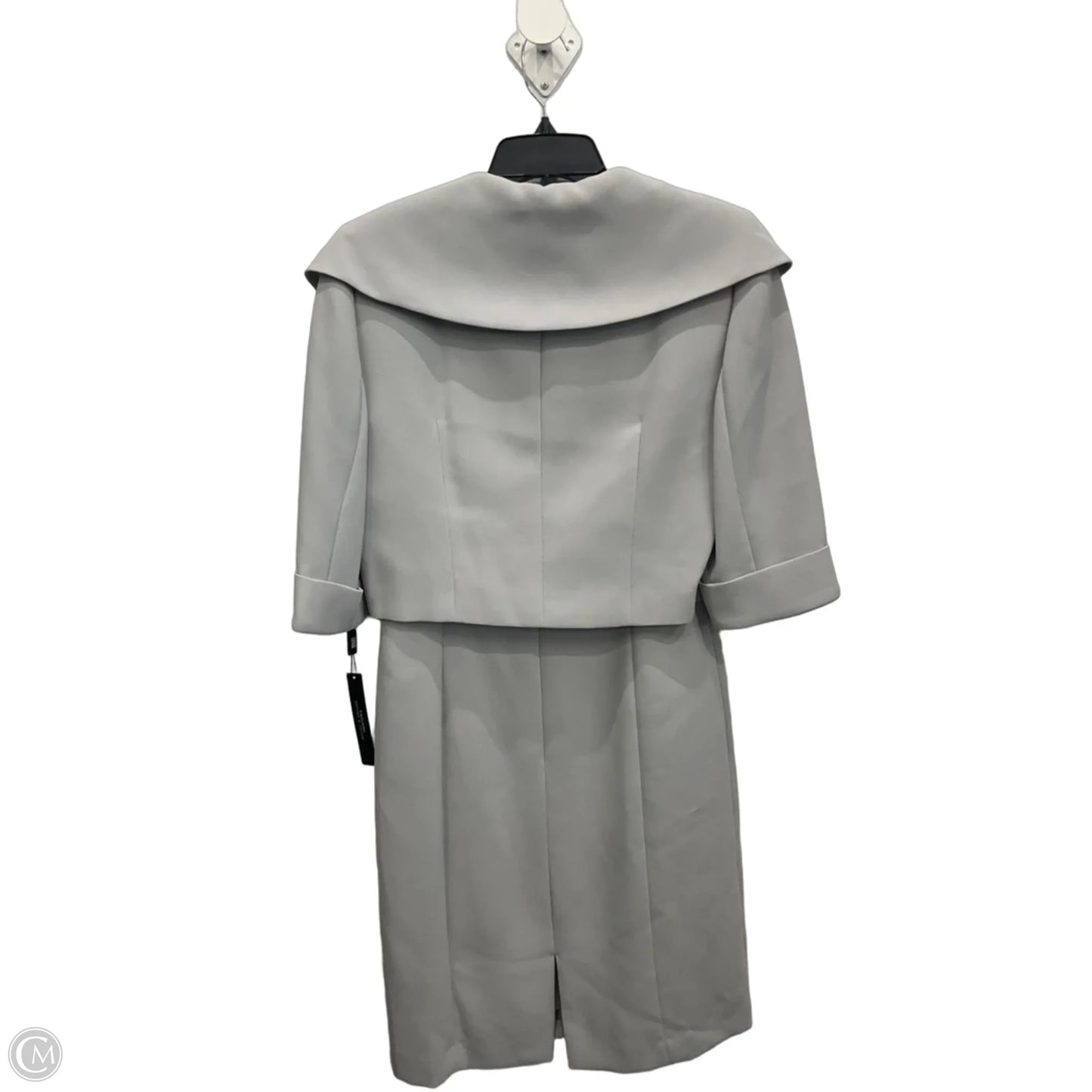 Dress Suit 2pc By Tahari In Grey, Size: 6