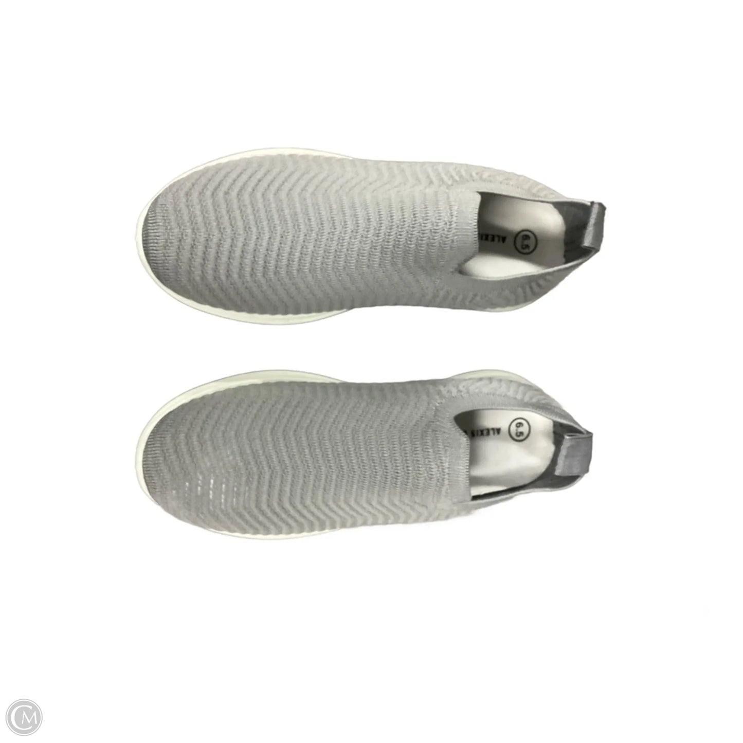 Shoes Athletic By Clothes Mentor In Grey, Size: 6.5