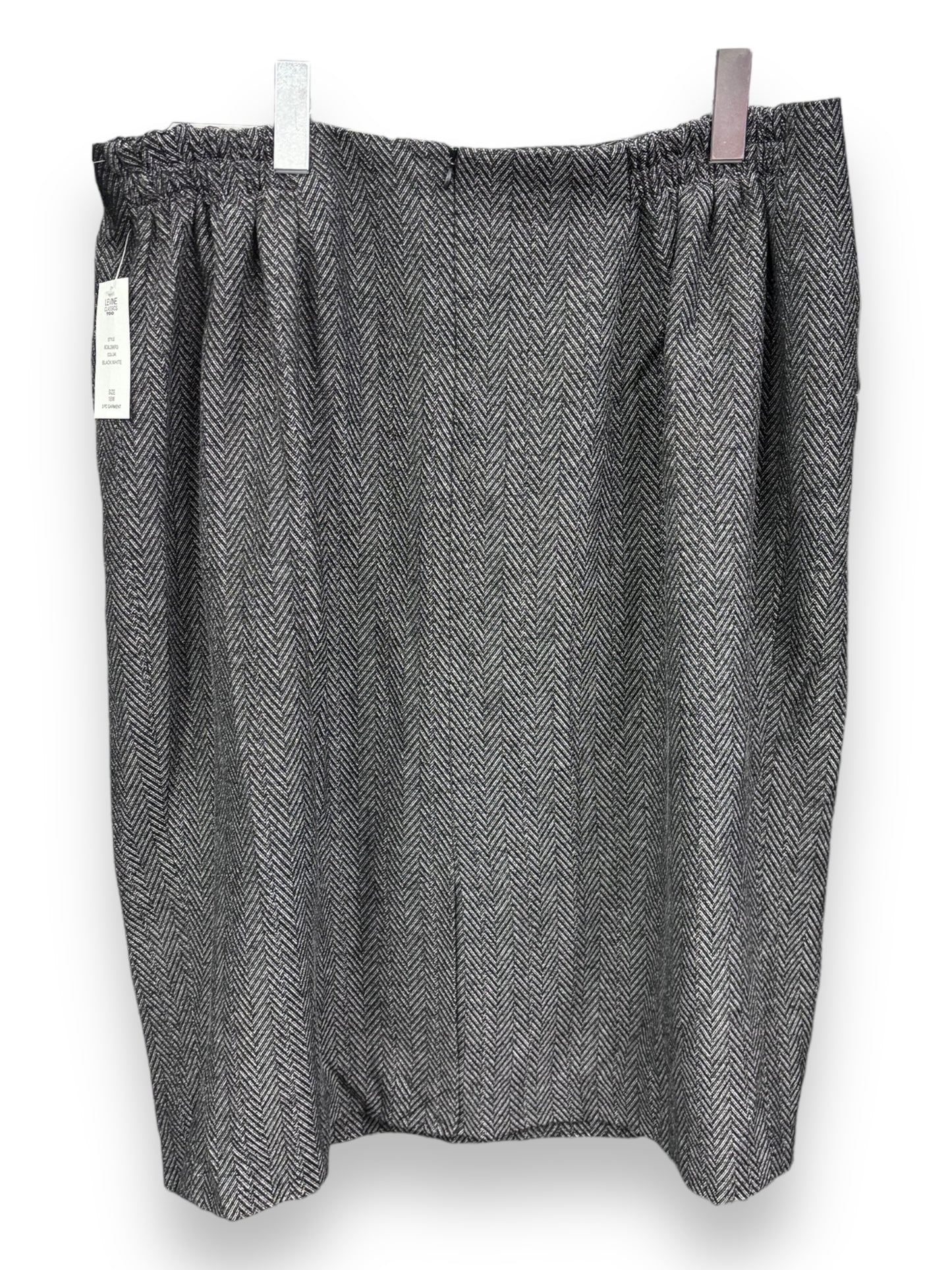 Skirt Midi By Larry Levine O Size: 2x