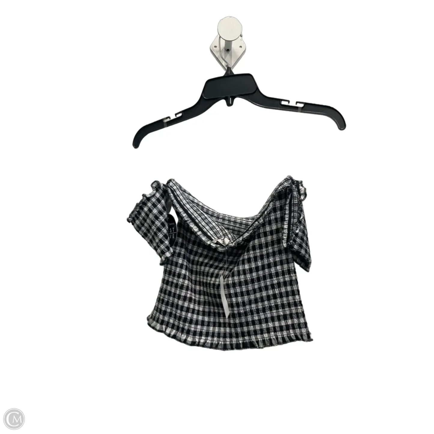 Top Short Sleeve By Clothes Mentor In Checkered Pattern, Size: L
