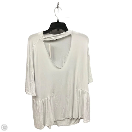 Top Short Sleeve By Clothes Mentor In White, Size: Xl