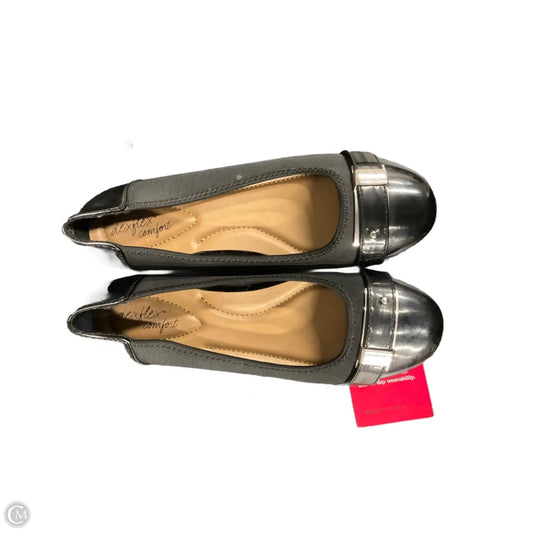 Shoes Flats By Dexflex In Black, Size: 7