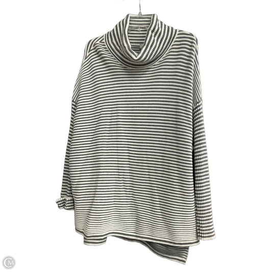 Top Long Sleeve By Chicos In Grey, Size: 3x