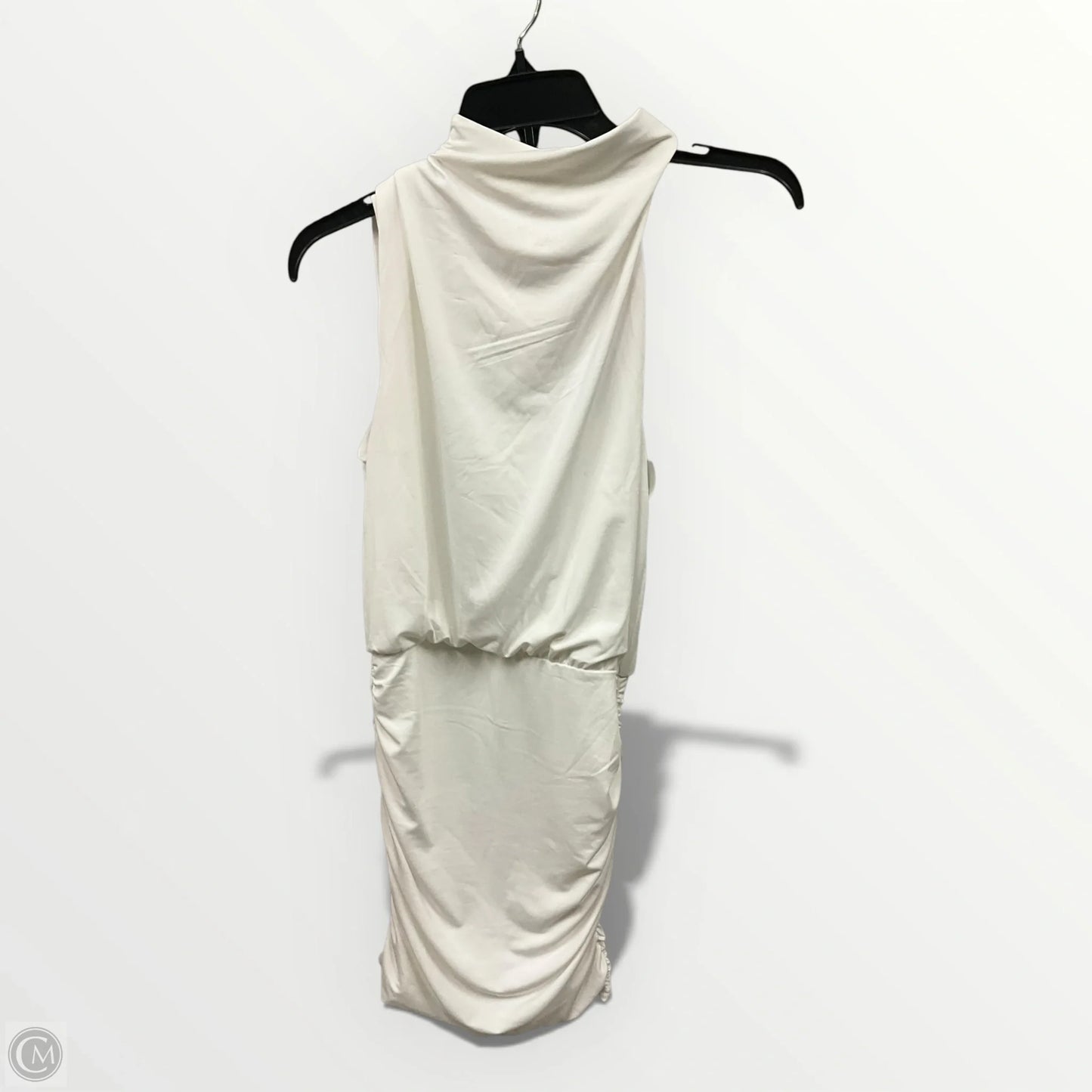 Dress Casual Short By Clothes Mentor In White, Size: Xs