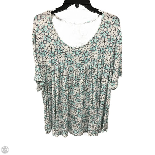 Top Short Sleeve By Clothes Mentor In White, Size: 3x