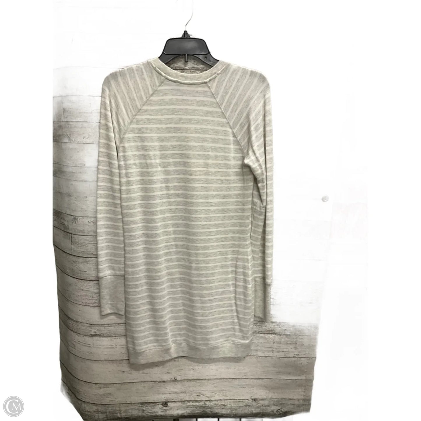 Sweatshirt Crewneck By Athleta In Grey, Size: Xs