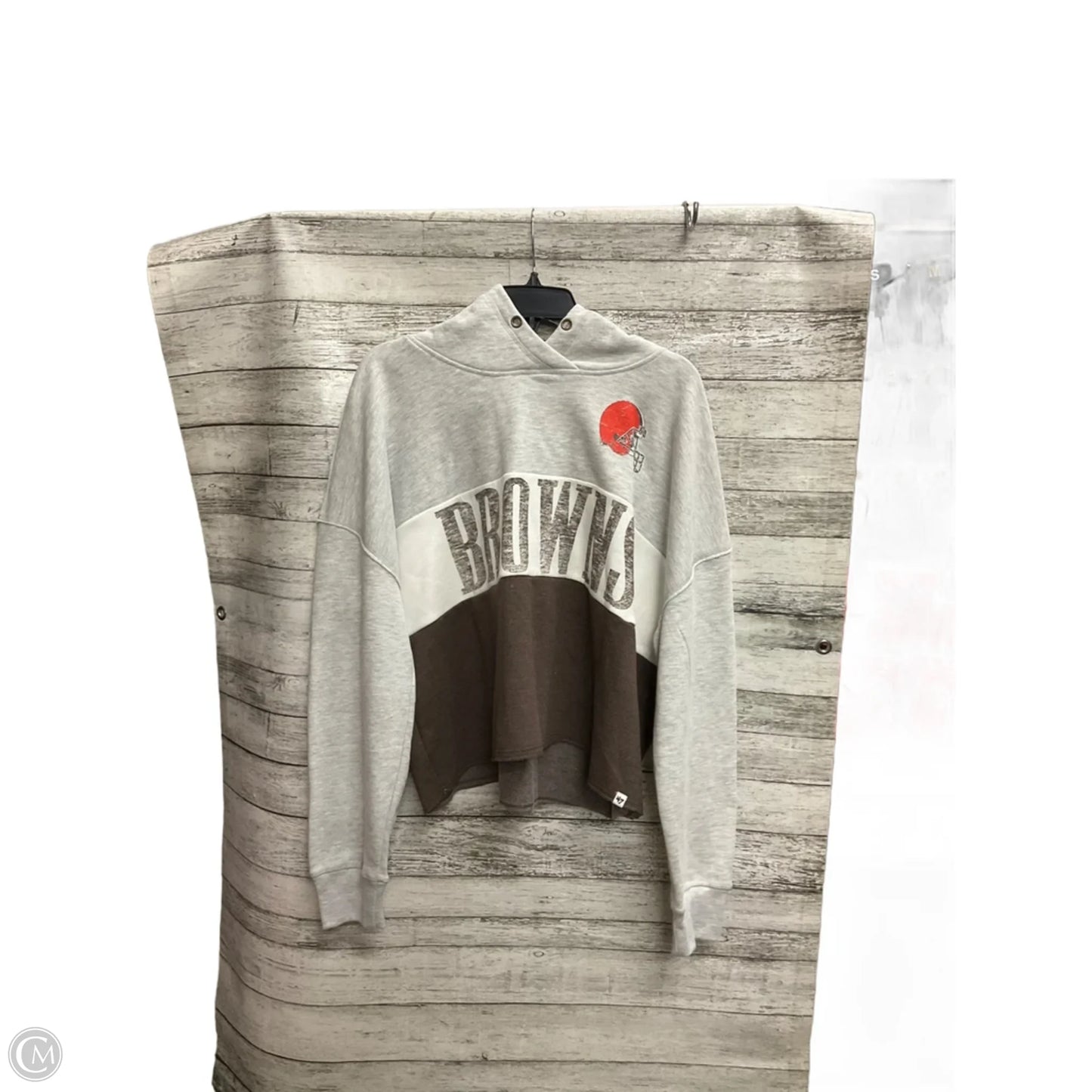 Sweatshirt Hoodie By Clothes Mentor In White, Size: Xl