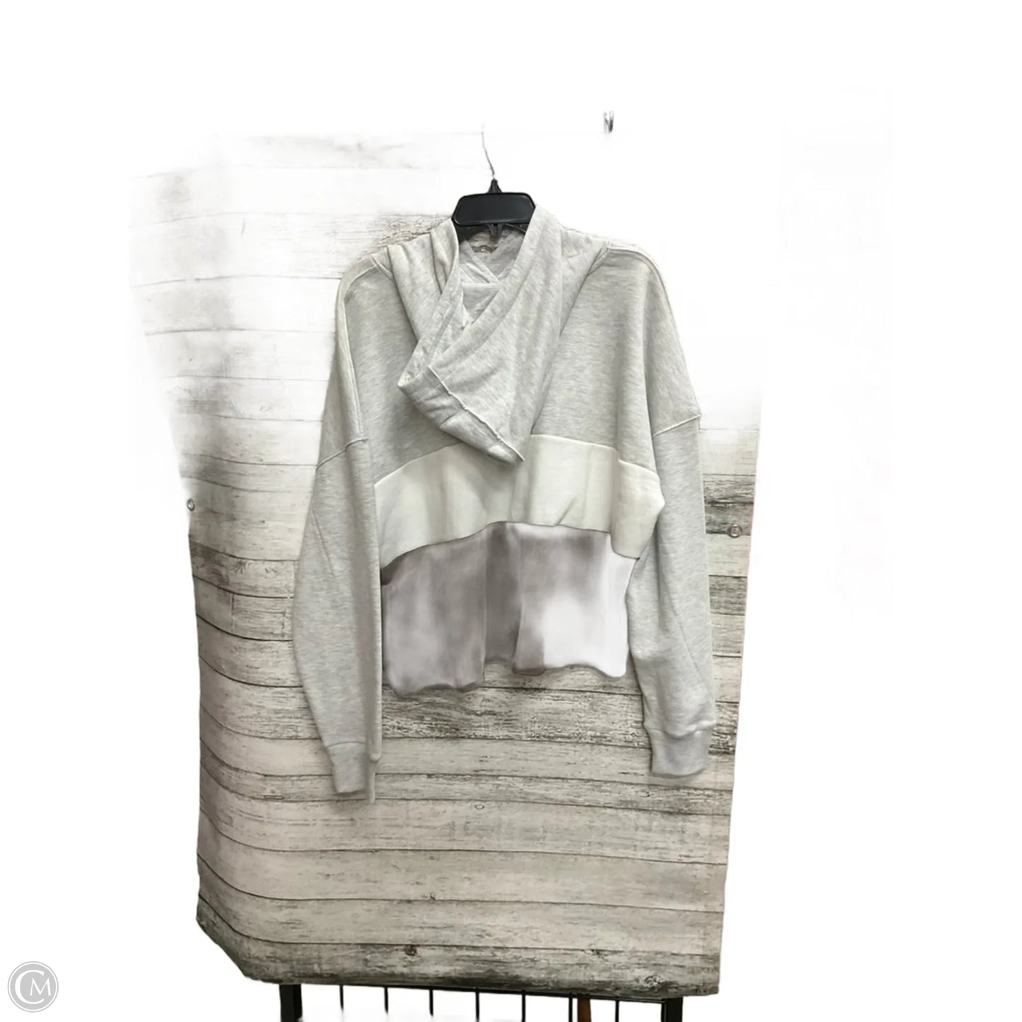 Sweatshirt Hoodie By Clothes Mentor In White, Size: Xl