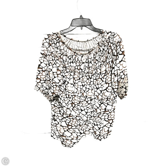 Top Short Sleeve By Melloday In White, Size: 1x