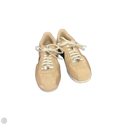 Shoes Sneakers By Nike In Tan, Size: 7
