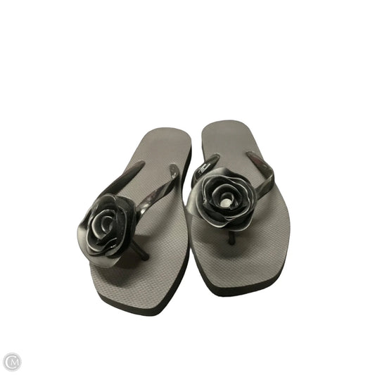 Sandals Flip Flops By Clothes Mentor In Black, Size: 6