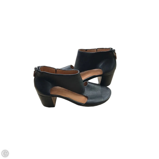 Shoes Heels Block By Gentle Souls In Black, Size: 8.5