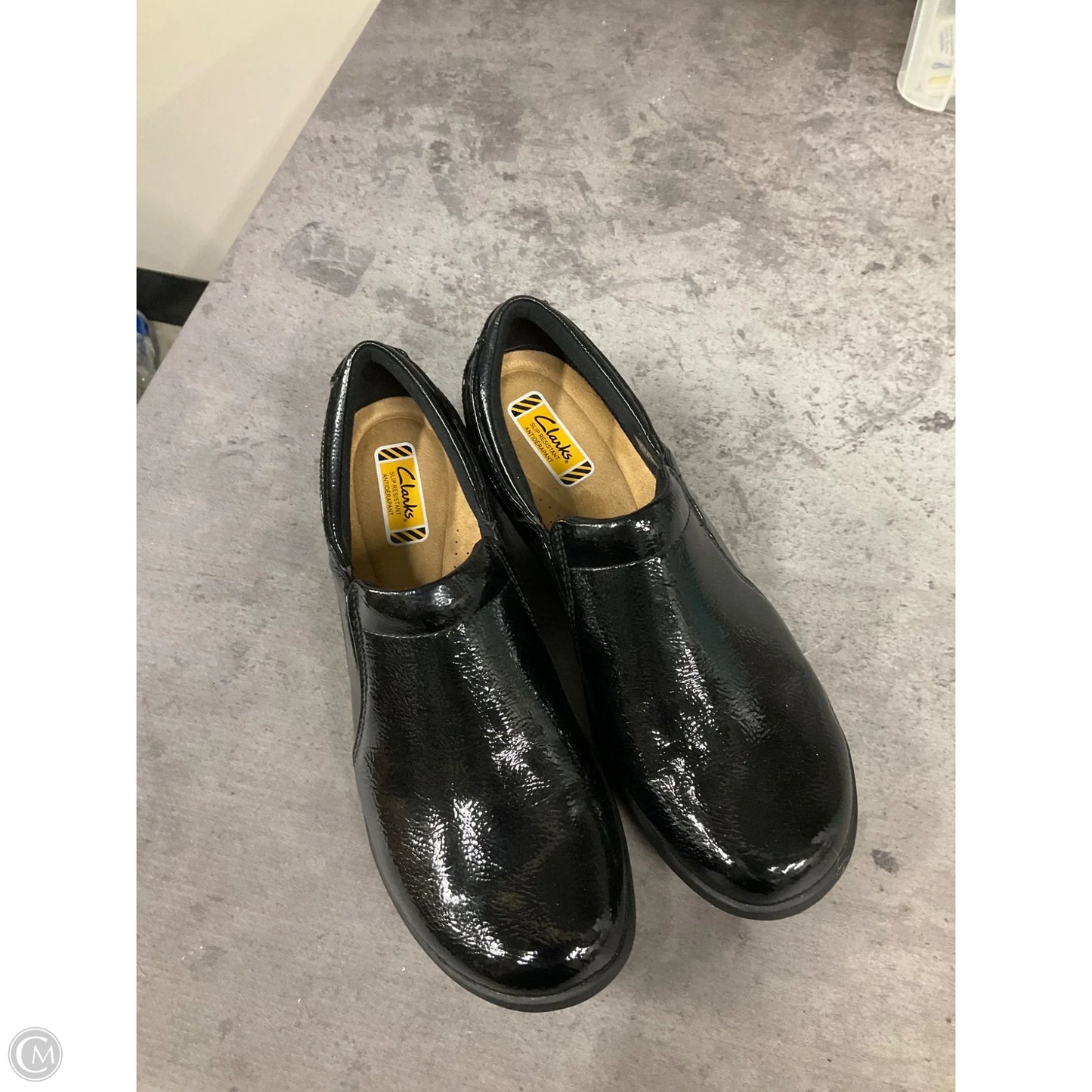 Shoes Flats By Clarks In Black, Size: 10