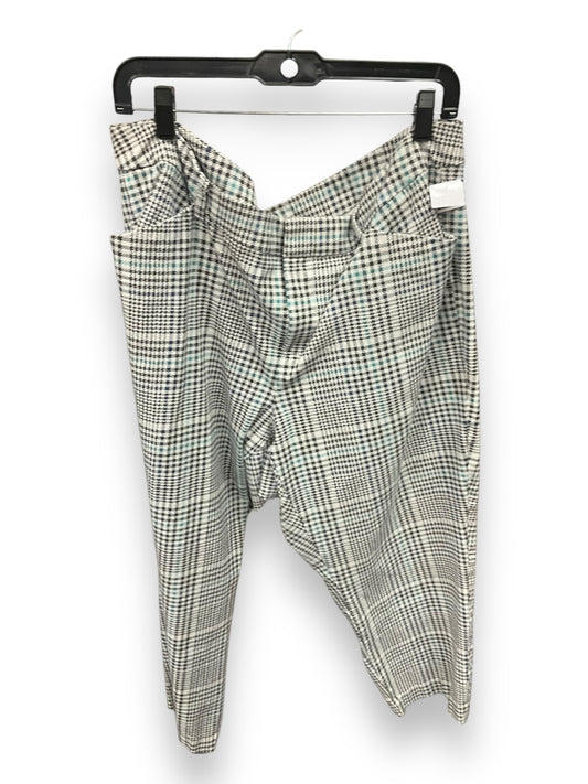 Pants Ankle By Old Navy In Plaid, Size: 20