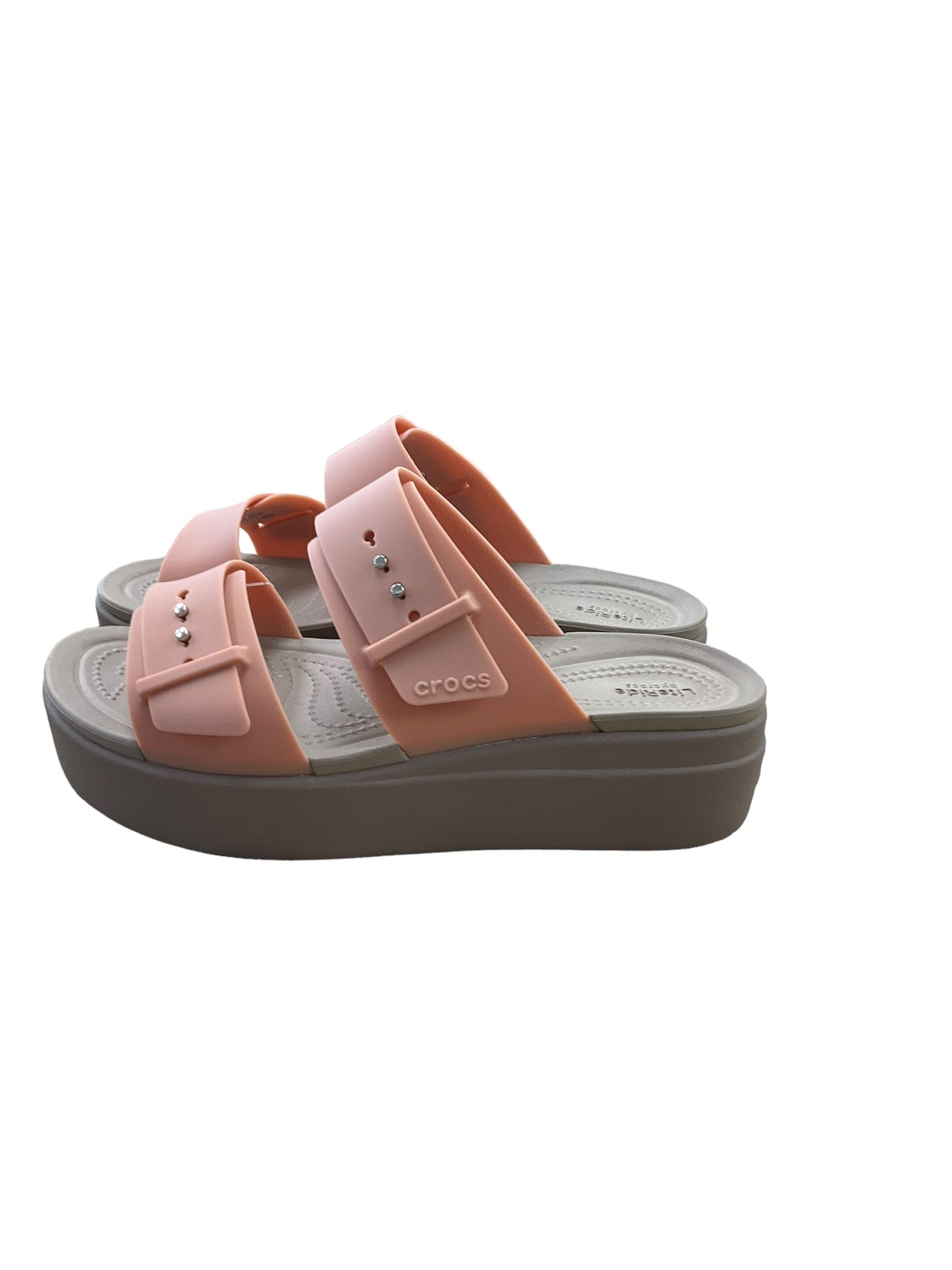 Sandals Flats By Crocs In Peach, Size: 9