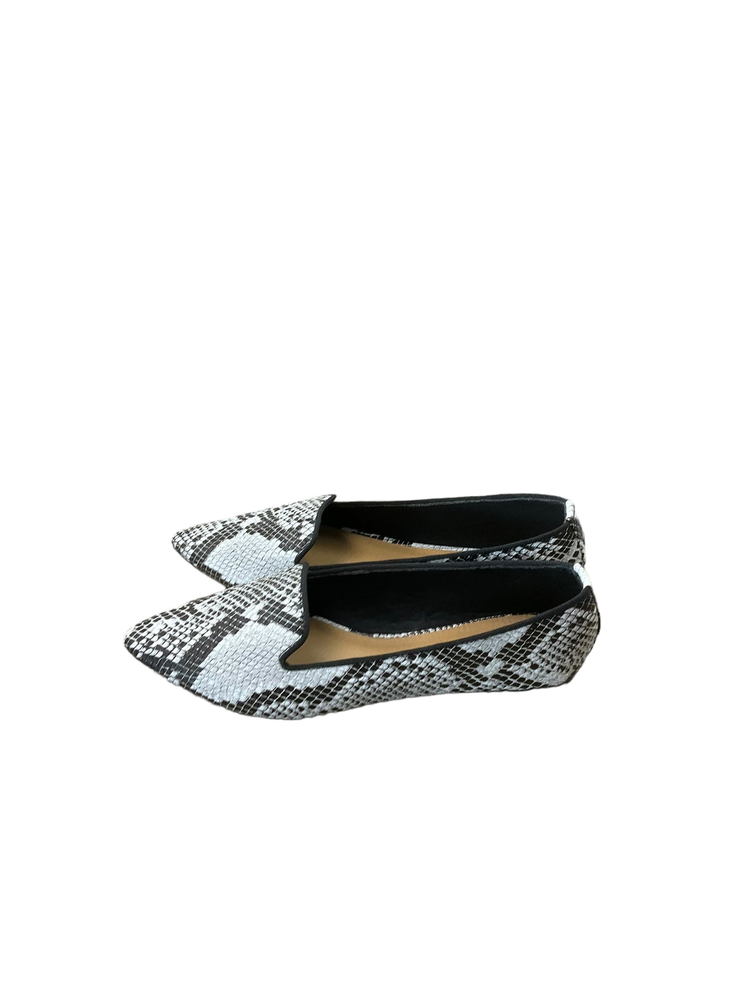 Shoes Flats By Cmc In Snakeskin Print, Size: 8.5