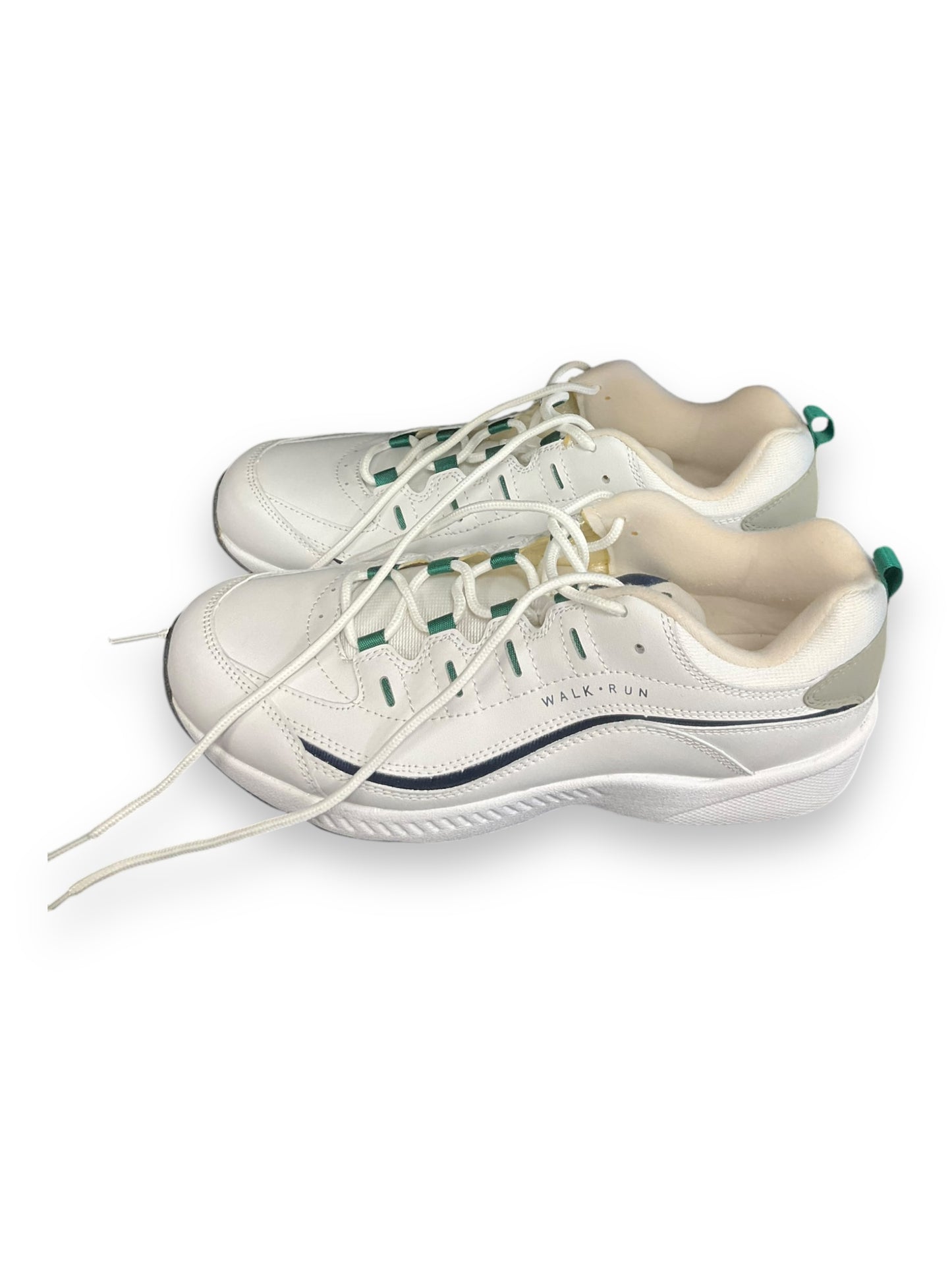 Shoes Athletic By Easy Spirit In White, Size: 8.5