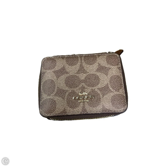 Accessory Designer Label By Coach, Size: Small