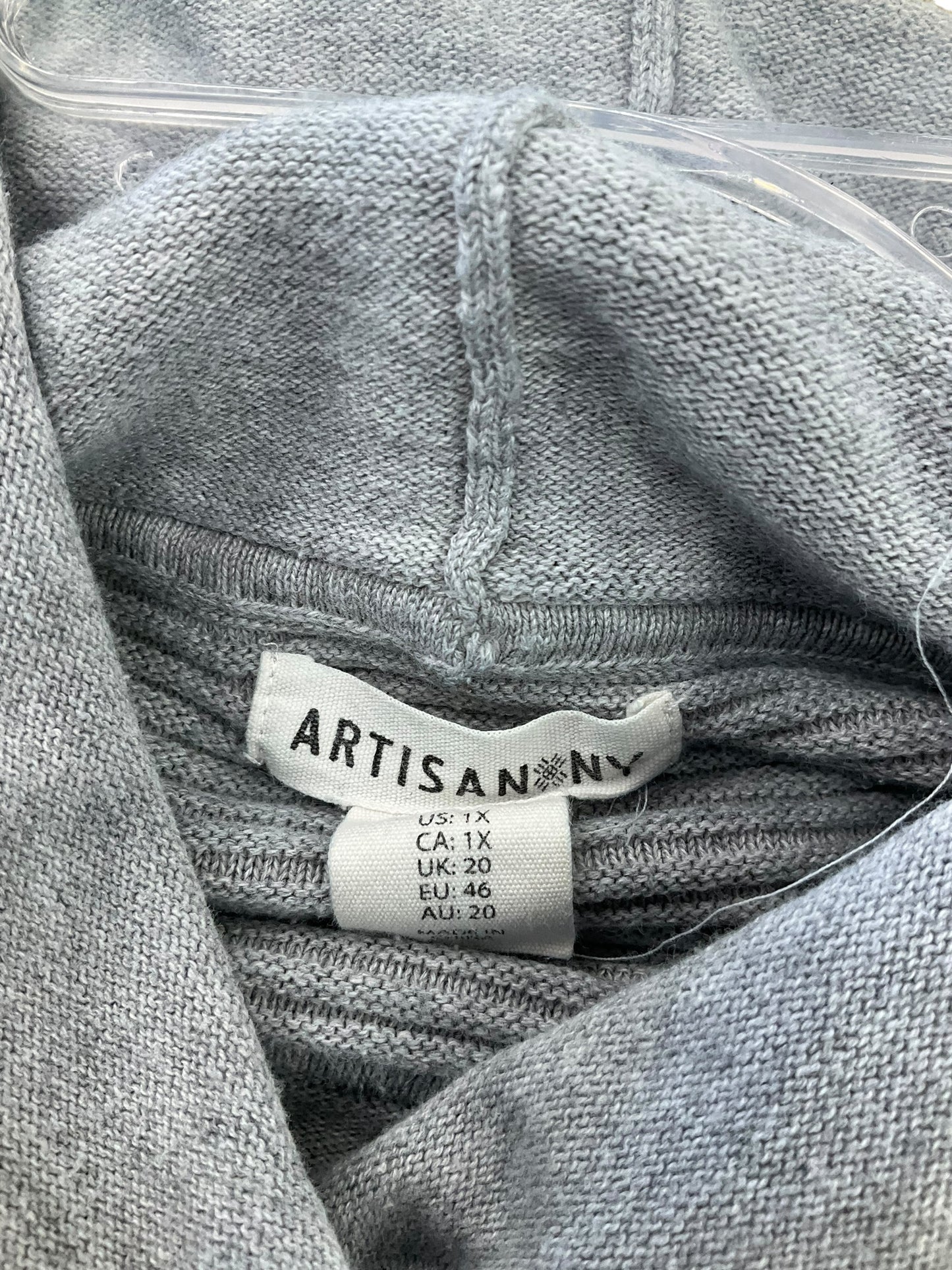 Top Long Sleeve By Artisan Ny In Grey, Size: 1x