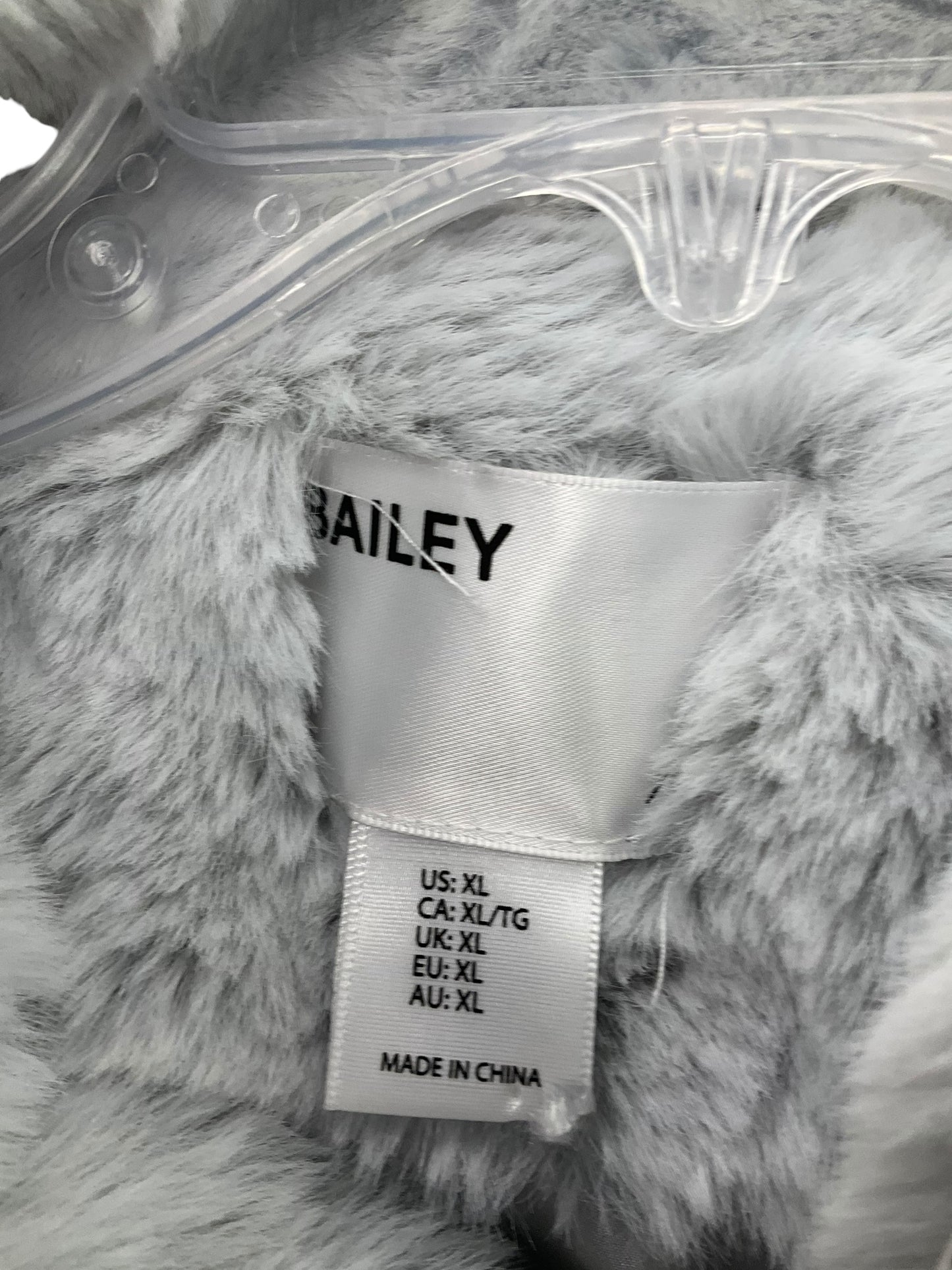 Jacket Faux Fur & Sherpa By Bailey 44 In Grey, Size: Xl