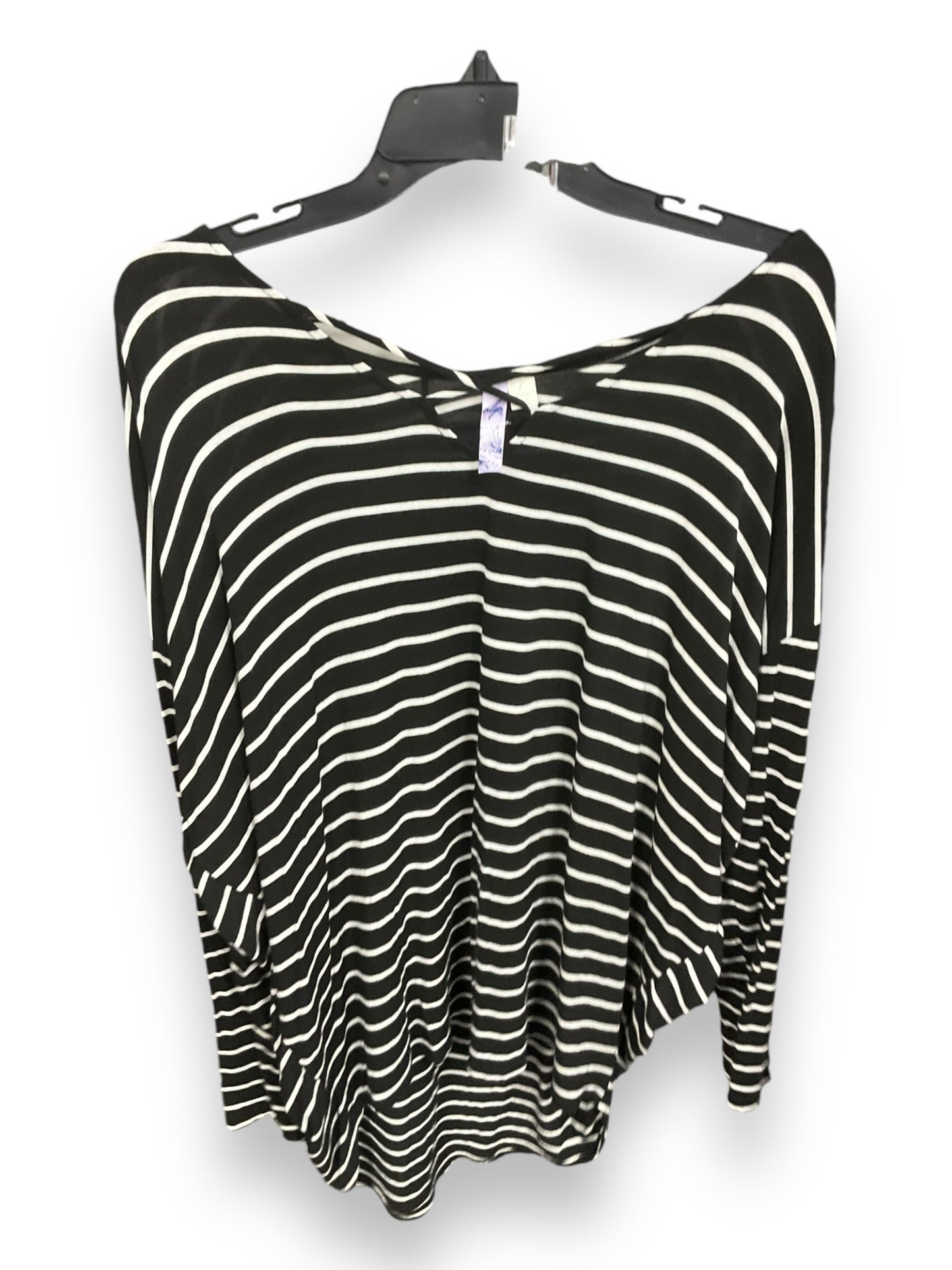 Top Long Sleeve By Clothes Mentor In Striped Pattern, Size: L