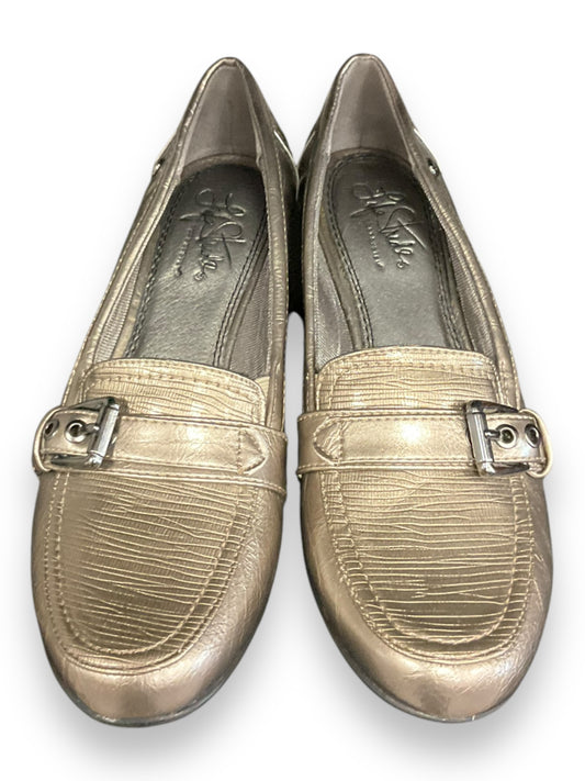 Shoes Flats By Life Stride In Grey, Size: 7.5