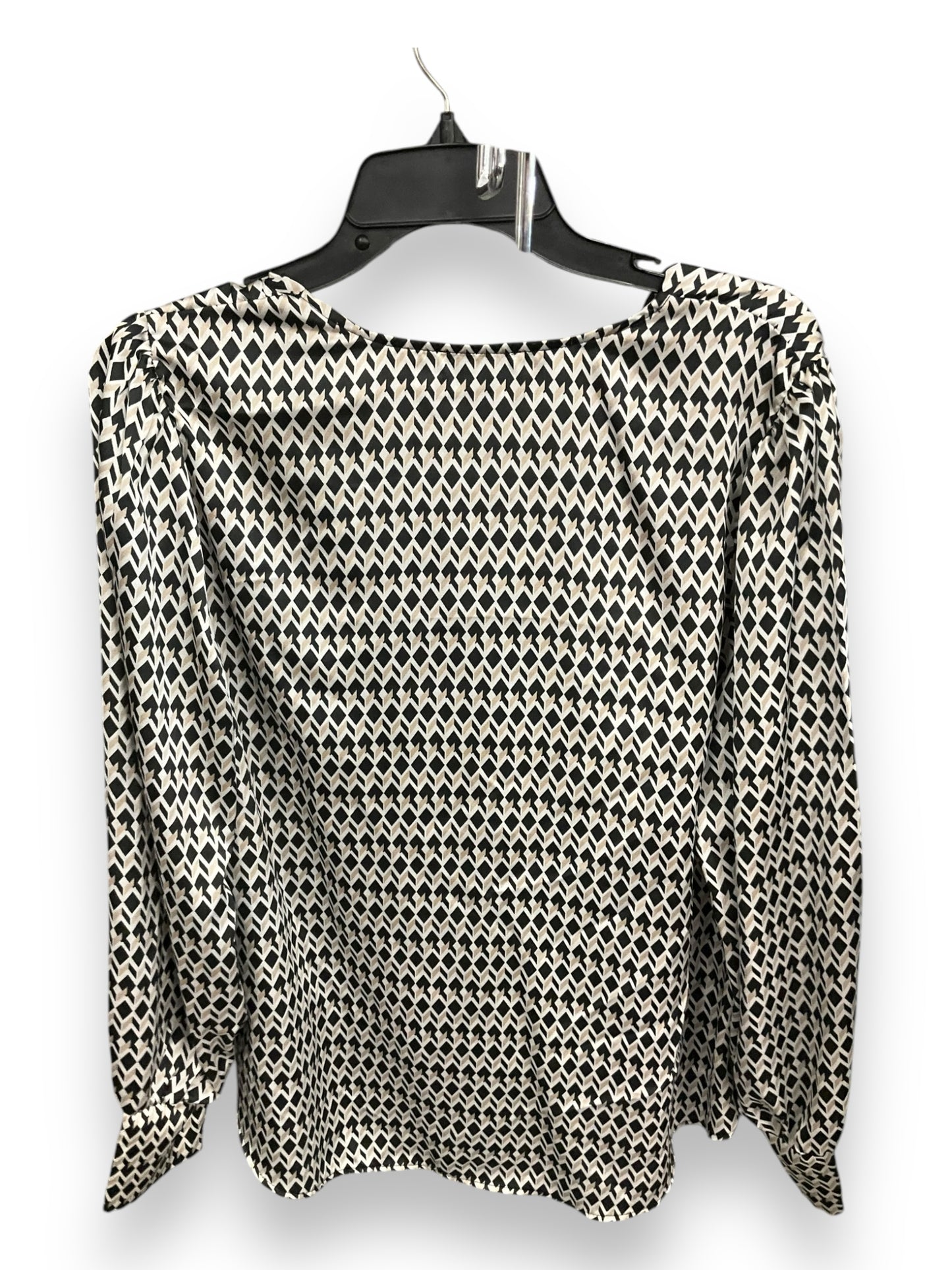 Top Long Sleeve By Clothes Mentor In Black & Cream, Size: Xl