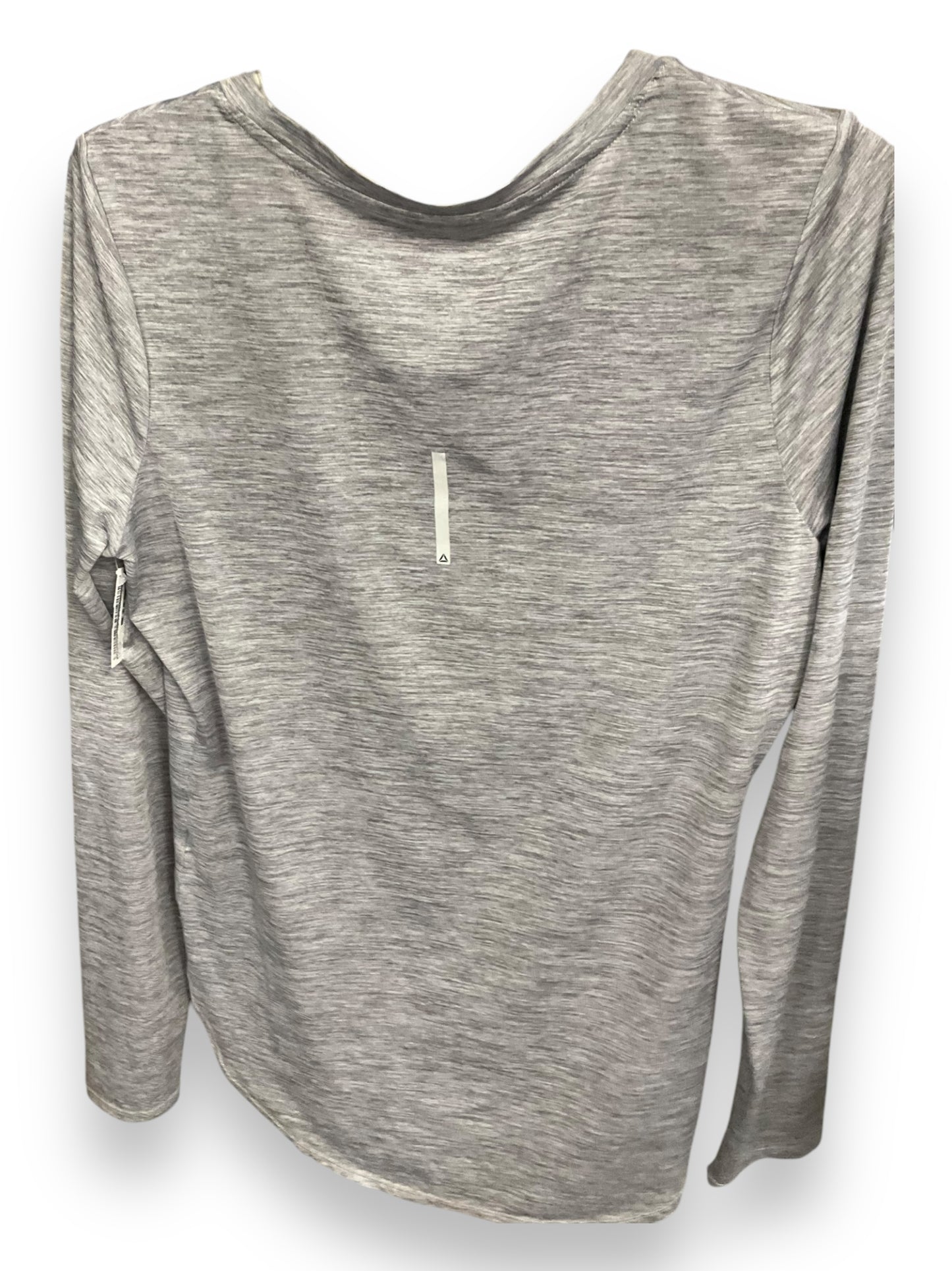 Athletic Top Long Sleeve Crewneck By Reebok In Grey, Size: M