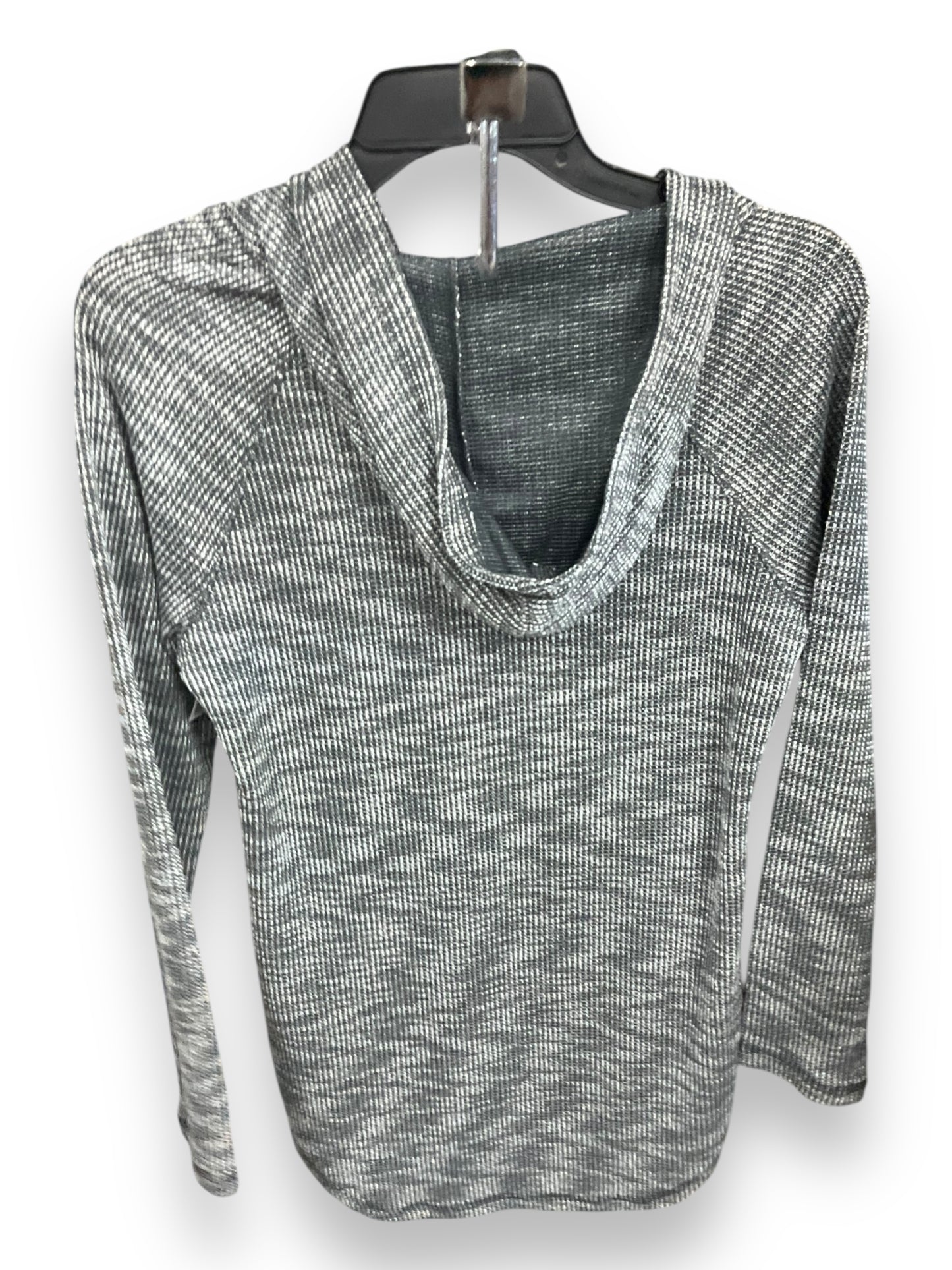 Top Long Sleeve By Clothes Mentor In Grey, Size: M