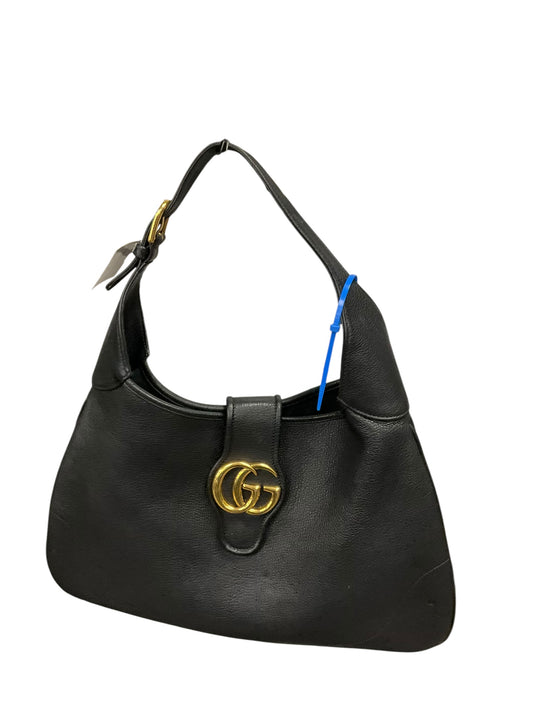 Handbag Luxury Designer By Gucci, Size: Medium