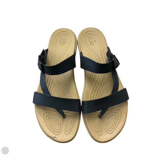 Sandals Flats By Crocs In Black, Size: 8