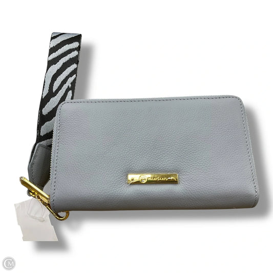 Wristlet By Clothes Mentor, Size: Large