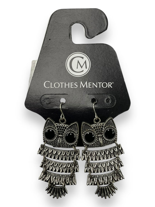 Earrings Dangle/drop By Clothes Mentor