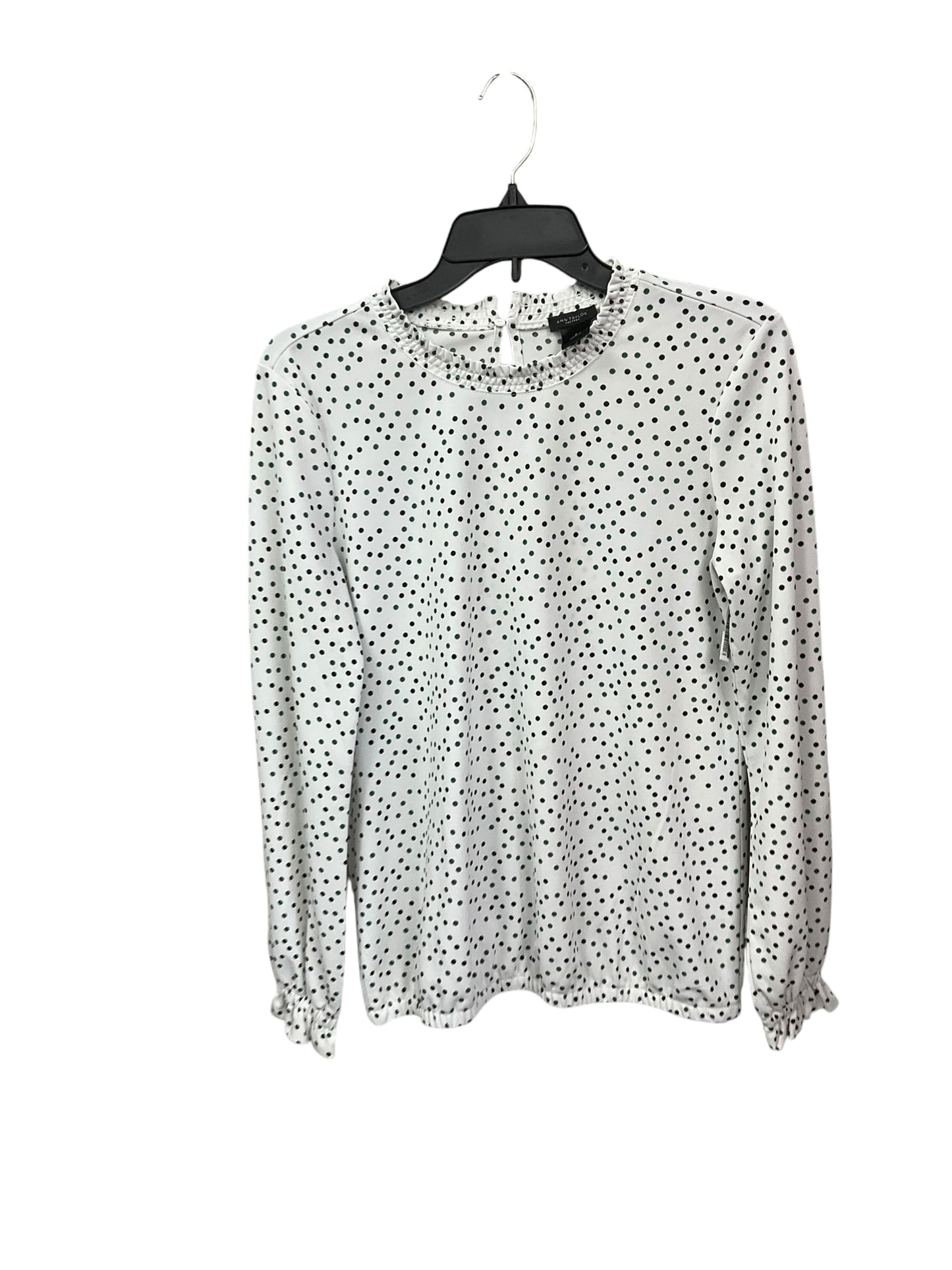 Top Long Sleeve By Ann Taylor In Polkadot Pattern, Size: S