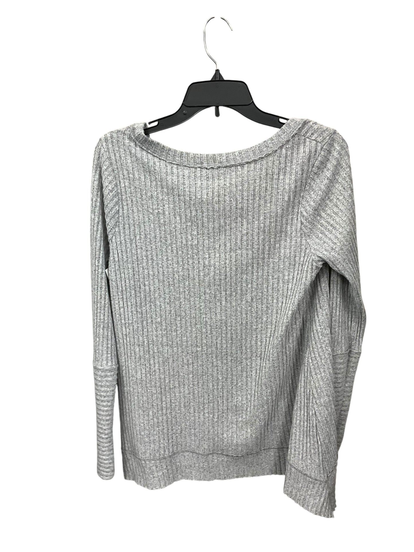 Top Long Sleeve By White Birch In Grey, Size: M