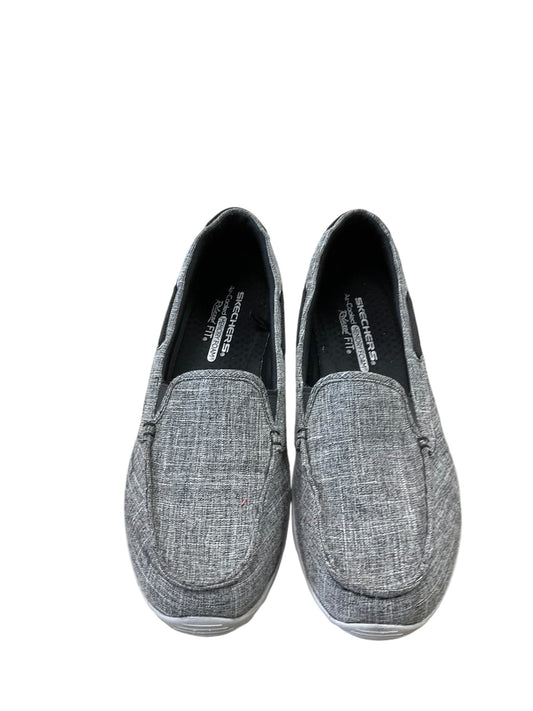 Shoes Flats By Skechers In Grey, Size: 9.5