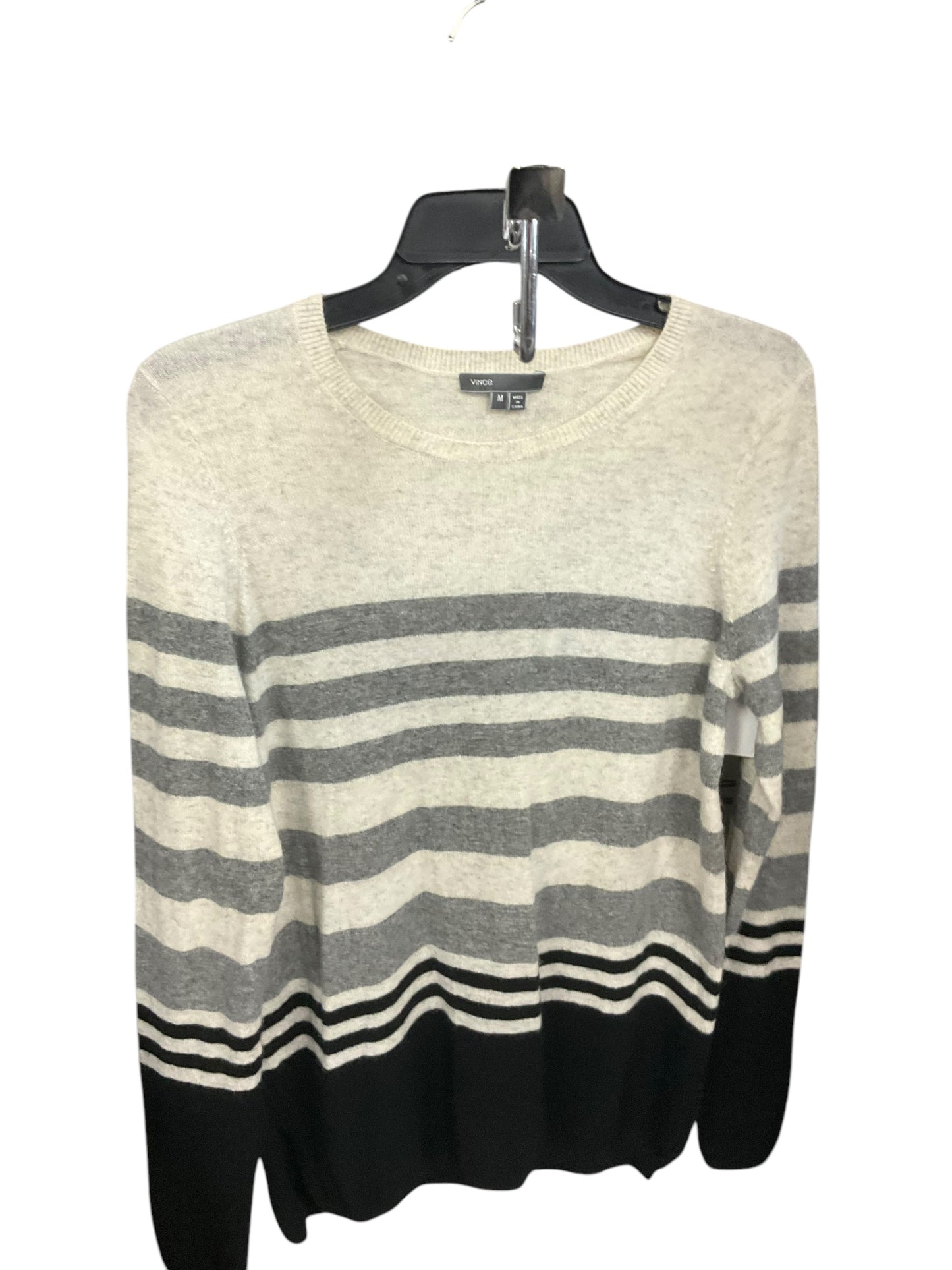 Top Long Sleeve By Vince In Striped Pattern, Size: M