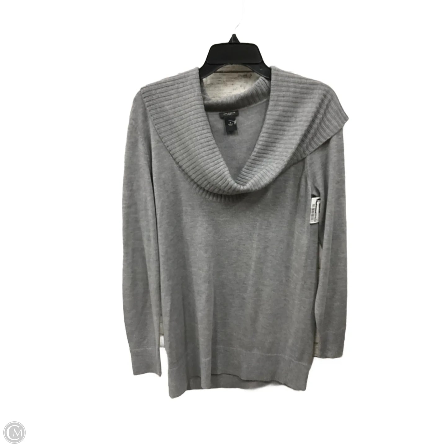 Top Long Sleeve Basic By Ann Taylor In Grey, Size: M