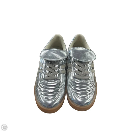 Shoes Sneakers By Steve Madden In Silver, Size: 7.5